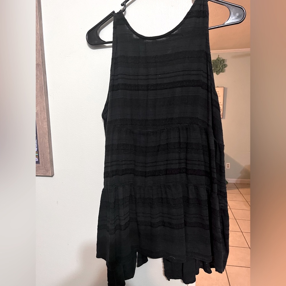 American Eagle Oversized Black Bow Tie Back Tank Top.
